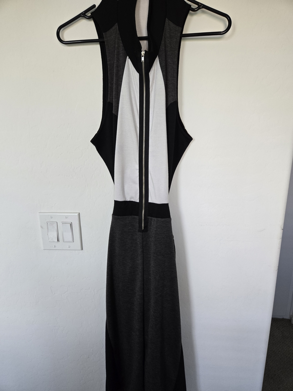 Guess Black White Gray Colorblock Backless Maxi Dress with Front Zip